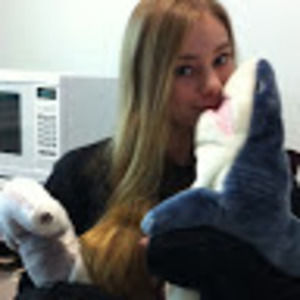 Meet your Posher, Camille